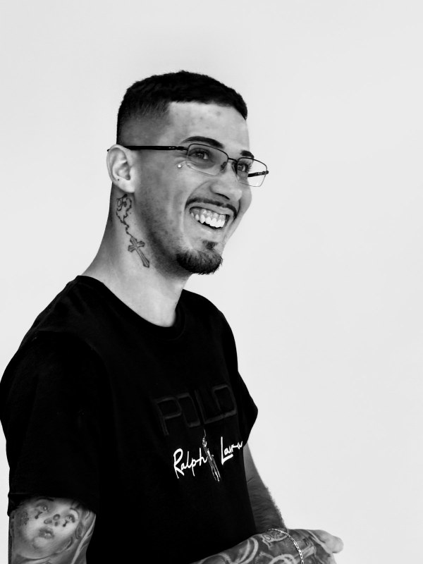 Lucas Augusto — Tatuador · remoção a laser no Studio Vidal